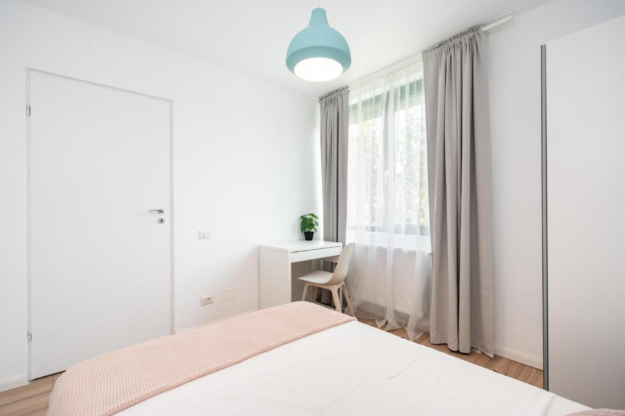 בוקרשט Spacious 2 Bdr Flat In The Old Town מראה חיצוני תמונה