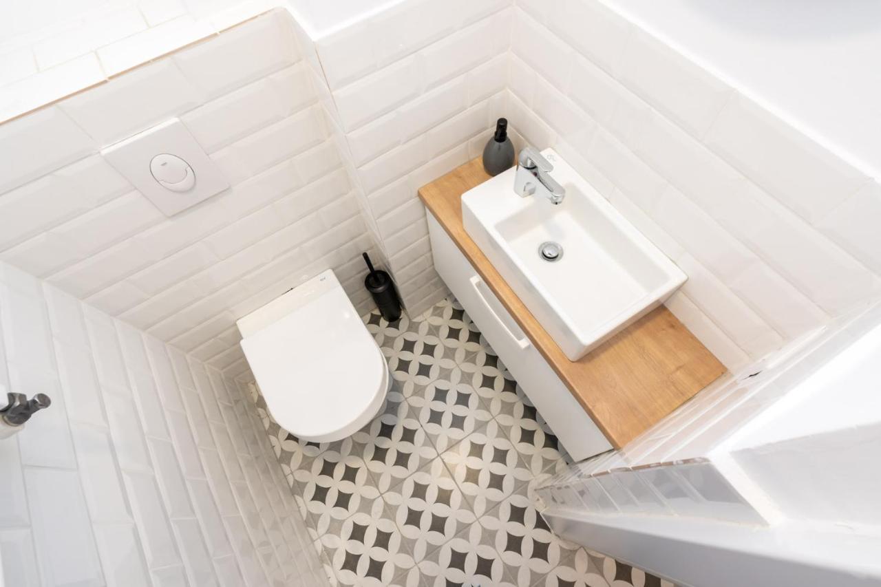 בוקרשט Spacious 2 Bdr Flat In The Old Town מראה חיצוני תמונה