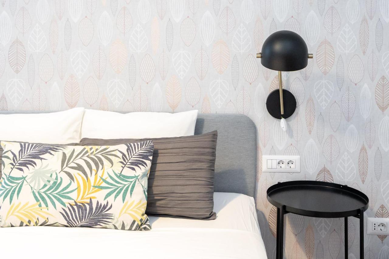בוקרשט Spacious 2 Bdr Flat In The Old Town מראה חיצוני תמונה