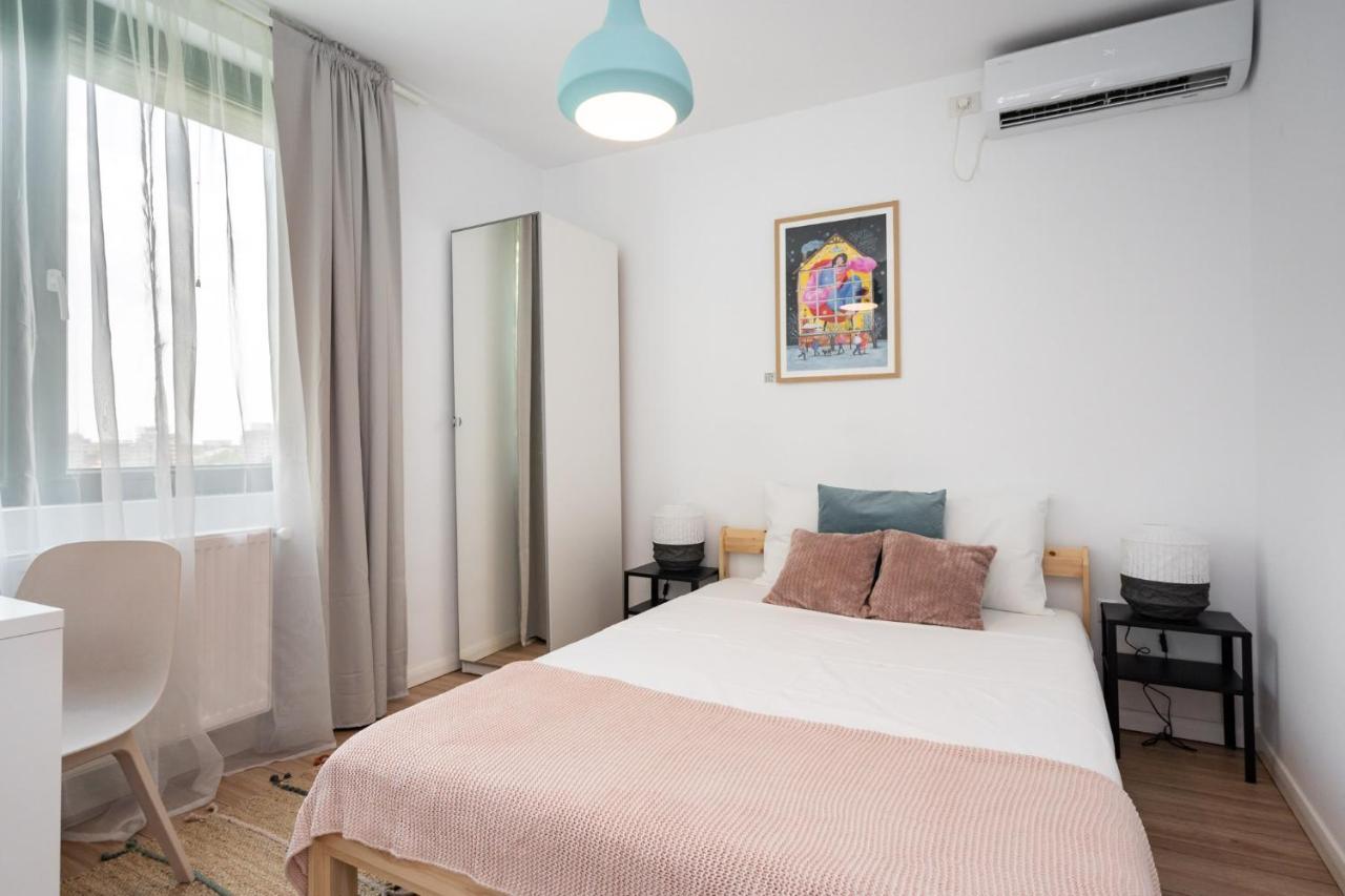 בוקרשט Spacious 2 Bdr Flat In The Old Town מראה חיצוני תמונה